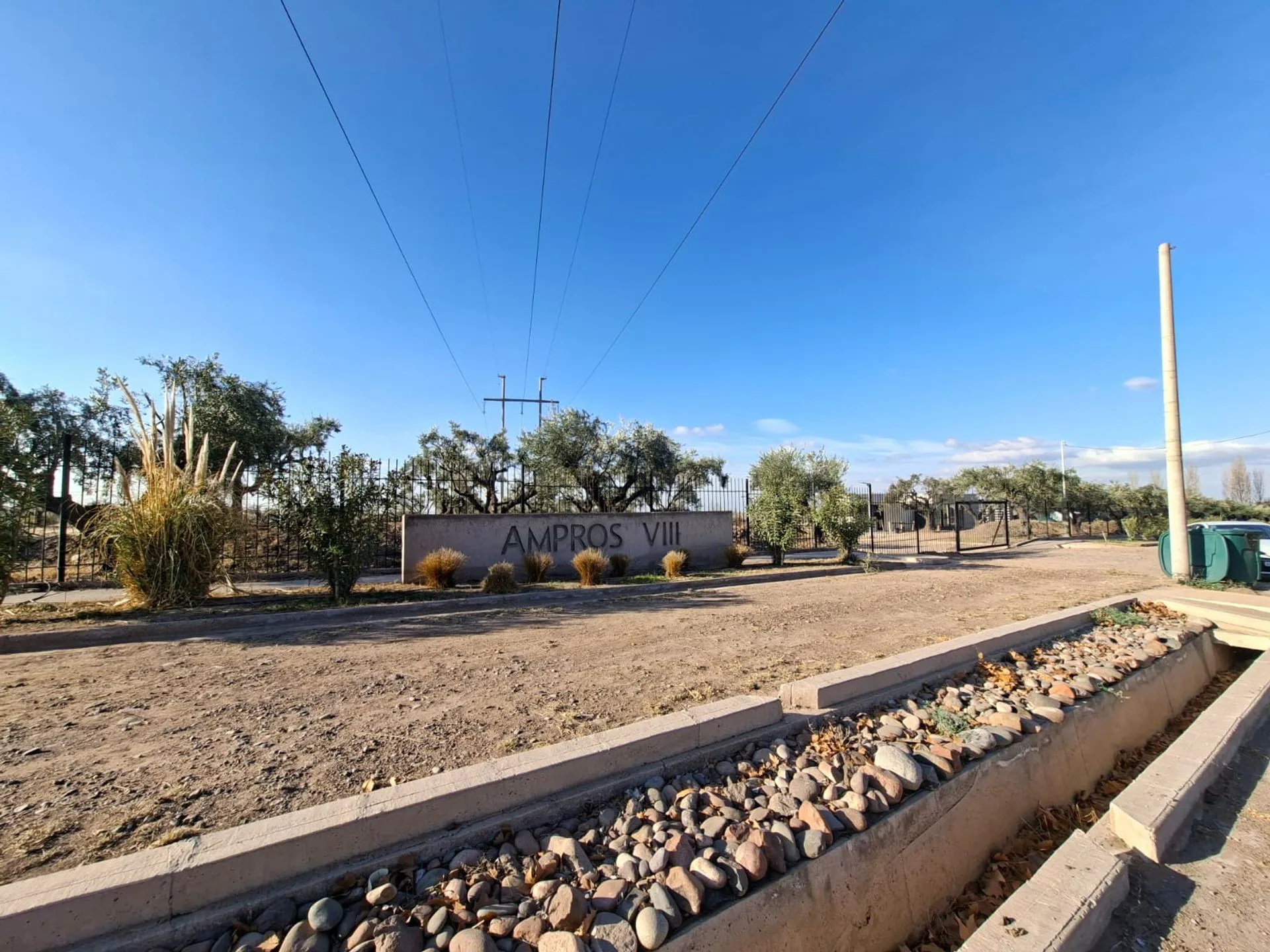 LOTE EN VENTA-AMPROS VIII-CRUZ DE PIEDRA - MAIPU foto 3