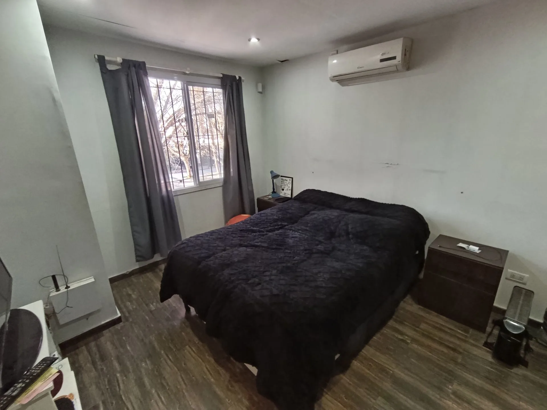 VENDE CASA Y DEPARTAMENTO B° CIRSUBDOZ LAS HERAS foto 4