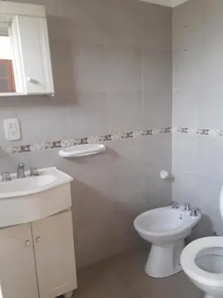 DUPLEX EN ALQUILER - GARIN foto 4