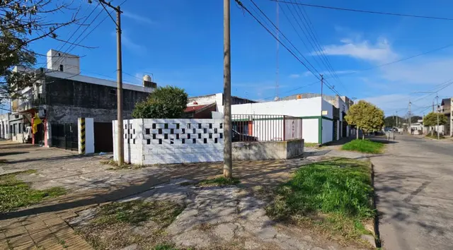 VENTA ESQUINA COMERCIAL CENTRO SAN NICOLAS