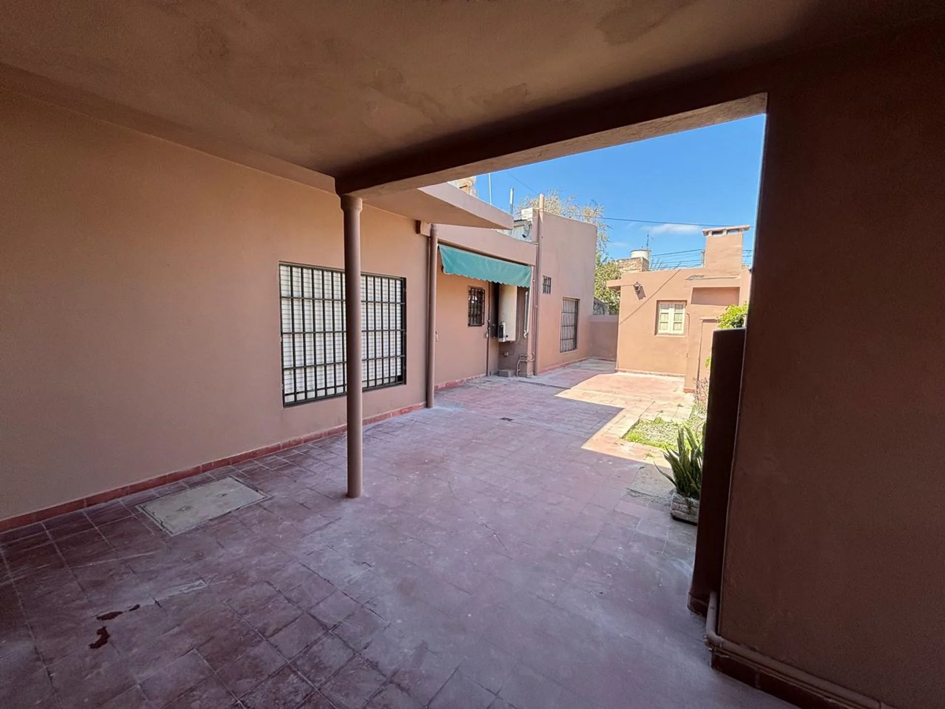 VENTA CASA | 2 HABITACIONES | BARRIO CATEDRAL foto 4
