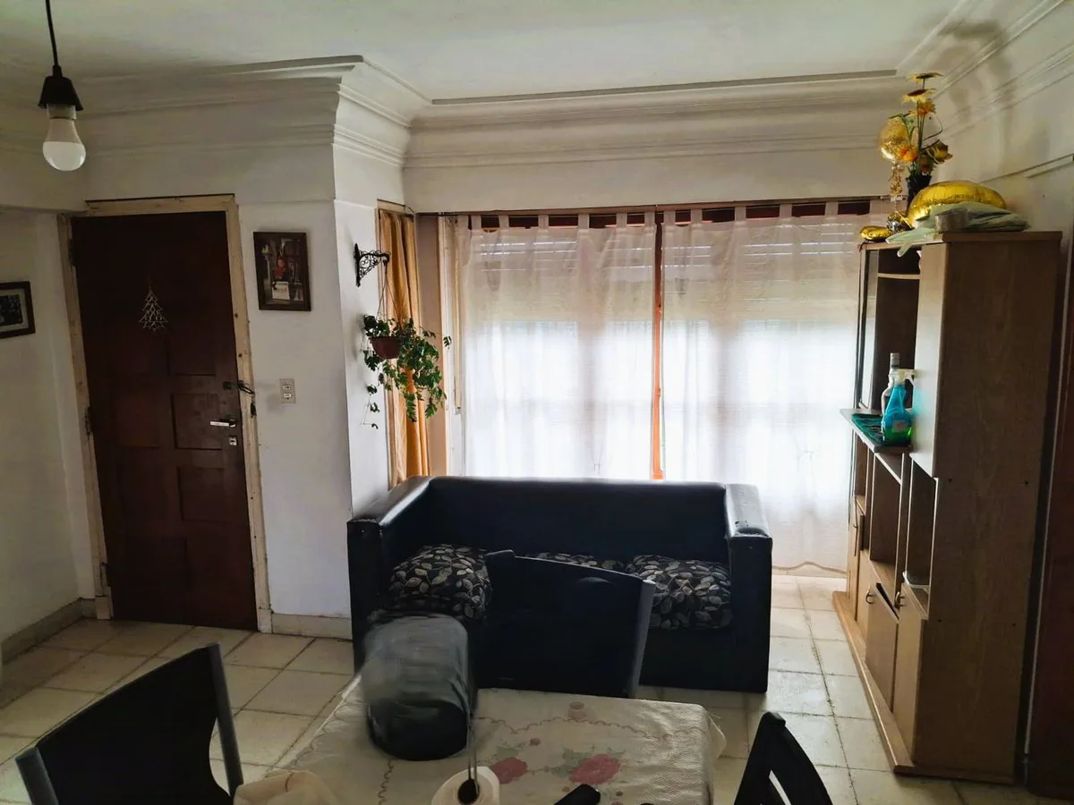VENTA CASA 3 AMBIENTES CON GARAGE B. SAN MARTIN foto 5