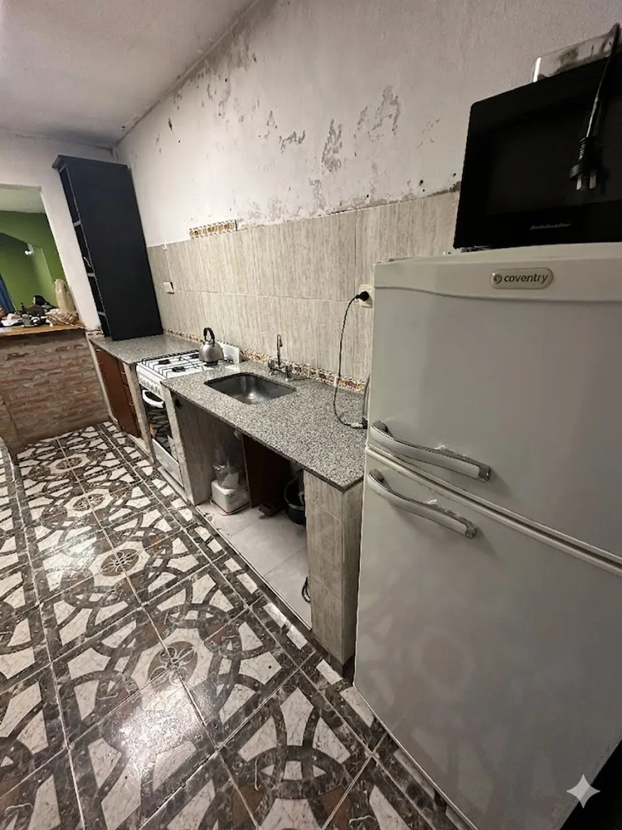 Casa con dpto independiente en el Talar en VENTA foto 5