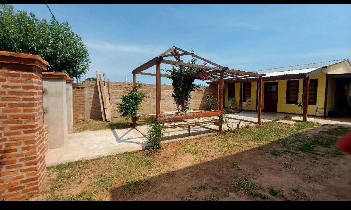 CASA EN VENTA 4 AMBIENTES BELLA VISTA CORRIENTES foto 2