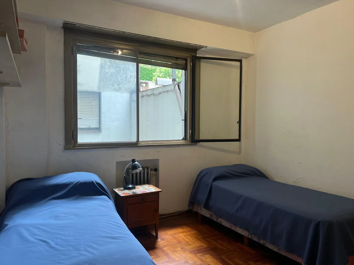 DEPARTAMENTO 3 AMBIENTES EXCELENTE UBICACIÓN foto 2