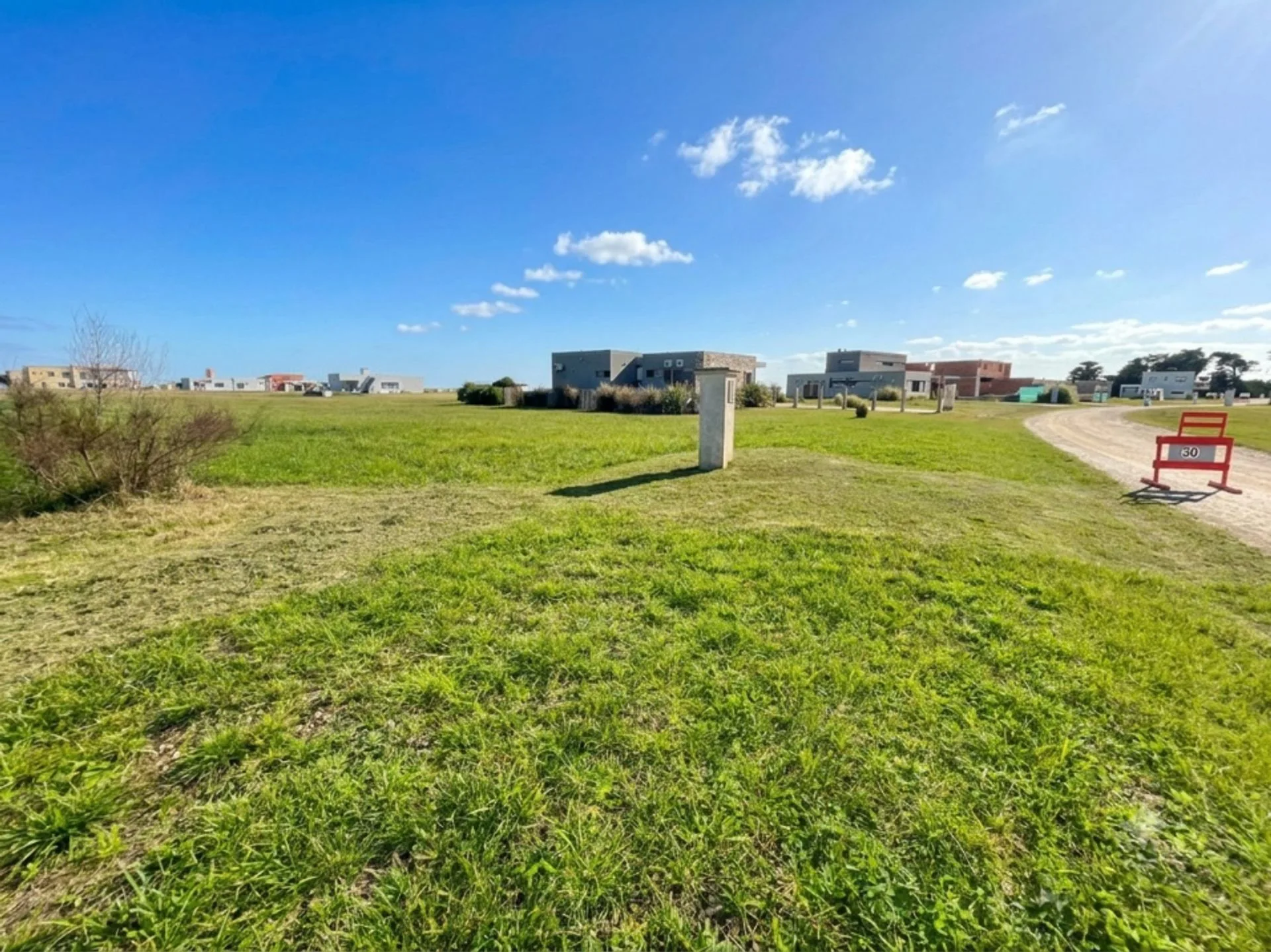 VENTA DE EXCELENTE LOTE MIRAMAR LINK GOLF foto 3