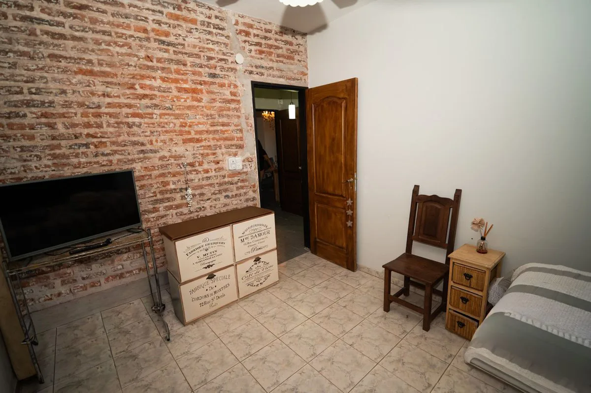 Casa Quinta 1.980mt2 con pileta y dos viviendas foto 5