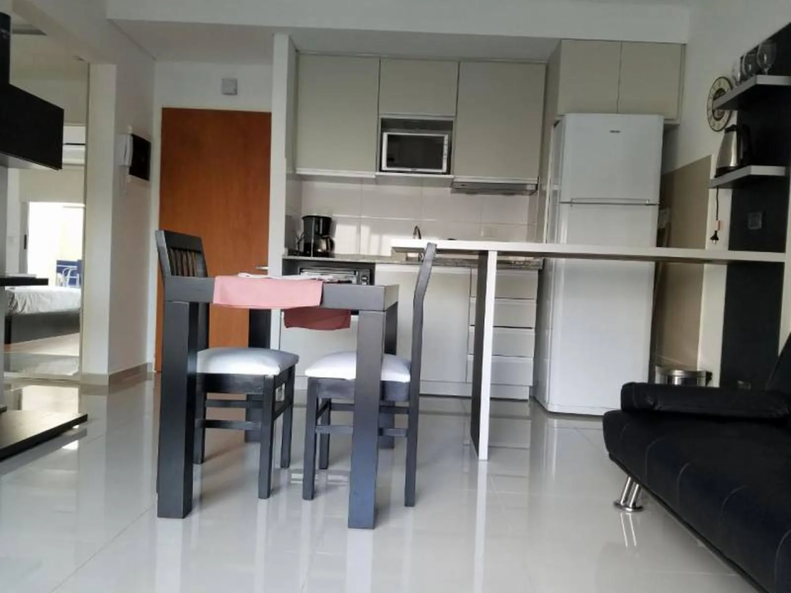 1-bedroom apartment in Palermo – photo 2 of 11