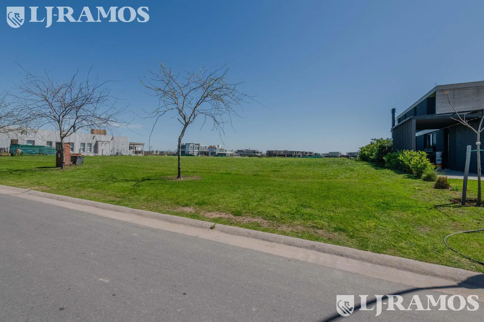 Terreno al lago en venta en el Barrio Marinas, Puertos / Escobar foto 4