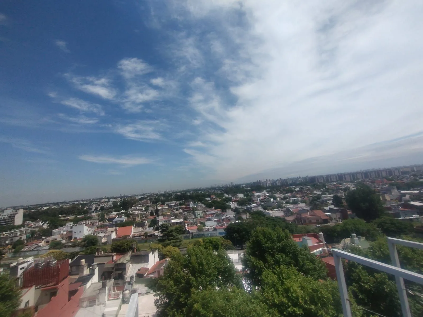 DEPARTAMENTO DE 3 AMBIENTES REFORMADO A DOS CON BALCÓN AL FRENTE - VILLA LUGANO, Riestra 5400 - Villa Lugano foto 2