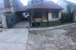 Venta De Casa En Moreno, Calle El Salvador foto 4
