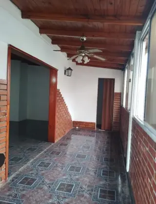 VENTA EN BLOCK, CASA 3 AMBIENTES. CON JARDIN, MAS UN DEPARTAMENTO 3 AMB.P.H. SANTOS TESEI. ¡¡¡OPORTUNIDAD foto 2