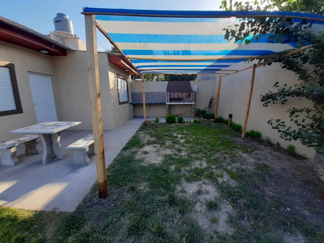 Nearly New 1-Bedroom Back Cabin with Garden and Grill in Parquemar, Miramar – photo 14 of 14