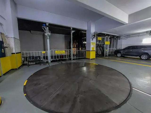 VENTA COCHERA MICROCENTRO VALET PARKING - UF 127