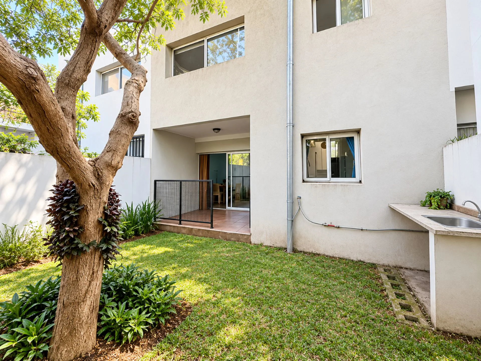 VENTA DÚPLEX 3 AMBIENTES C/JARDÍN PRIVADO, ADROGUE foto 5