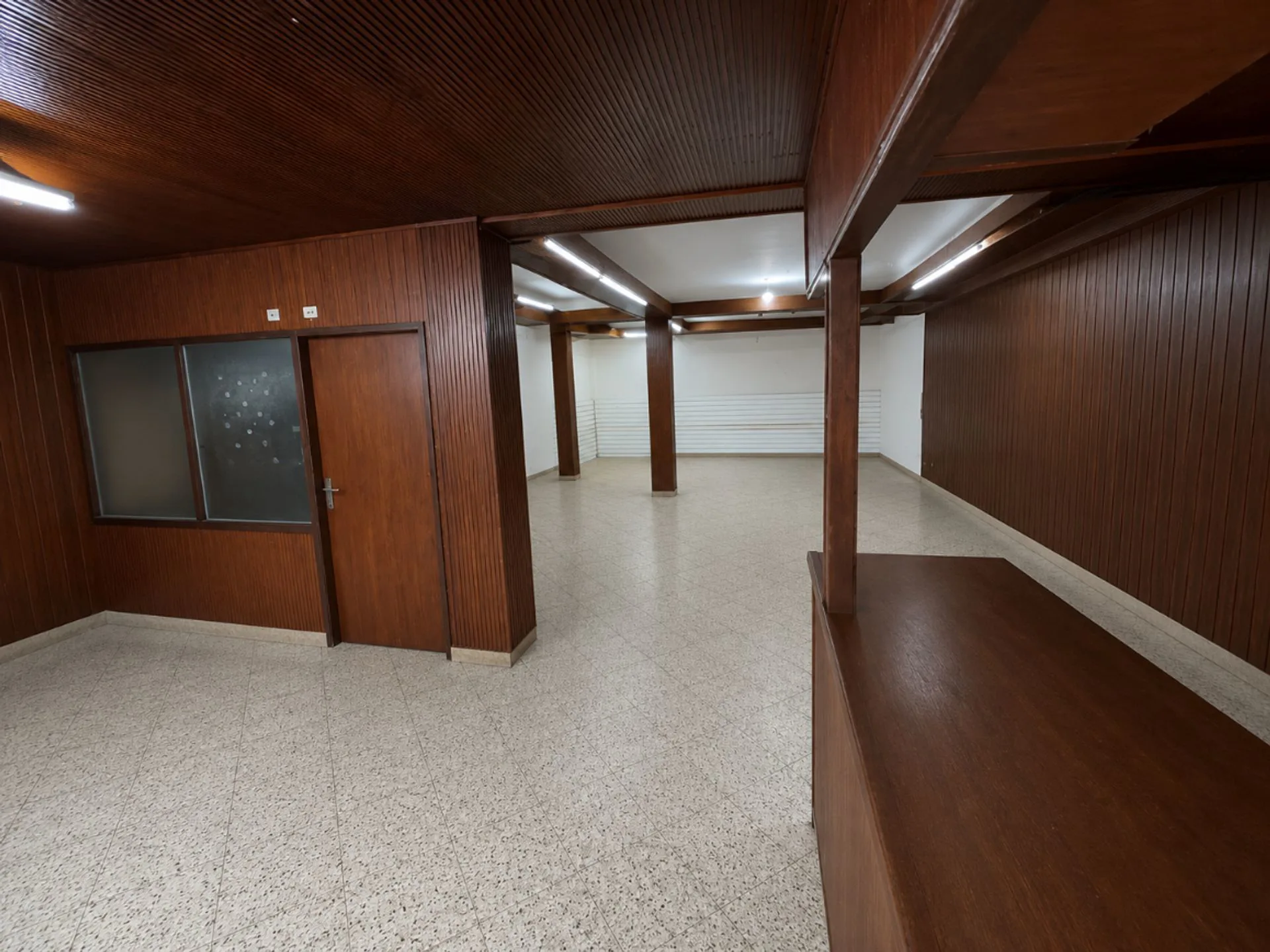 PROPIEDAD EN VENTA - MICROCENTRO OFICINAS+VIVIENDA foto 4