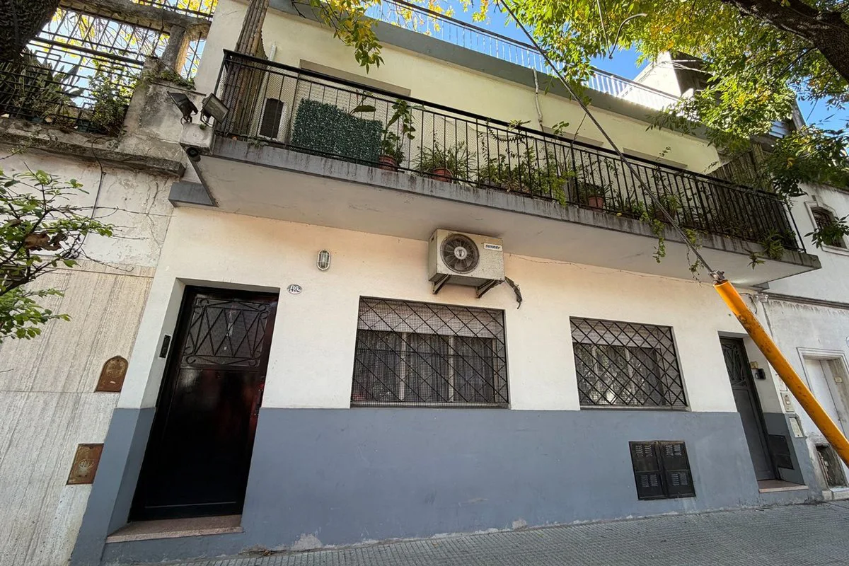 VENTA PH/CASA 4 AMB SIN EXPENSAS  P.CHACABUCO foto 3