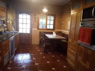 EXCELENTE CASA  6 AMBIENTES -  ITUZAINGO NORTE foto 4