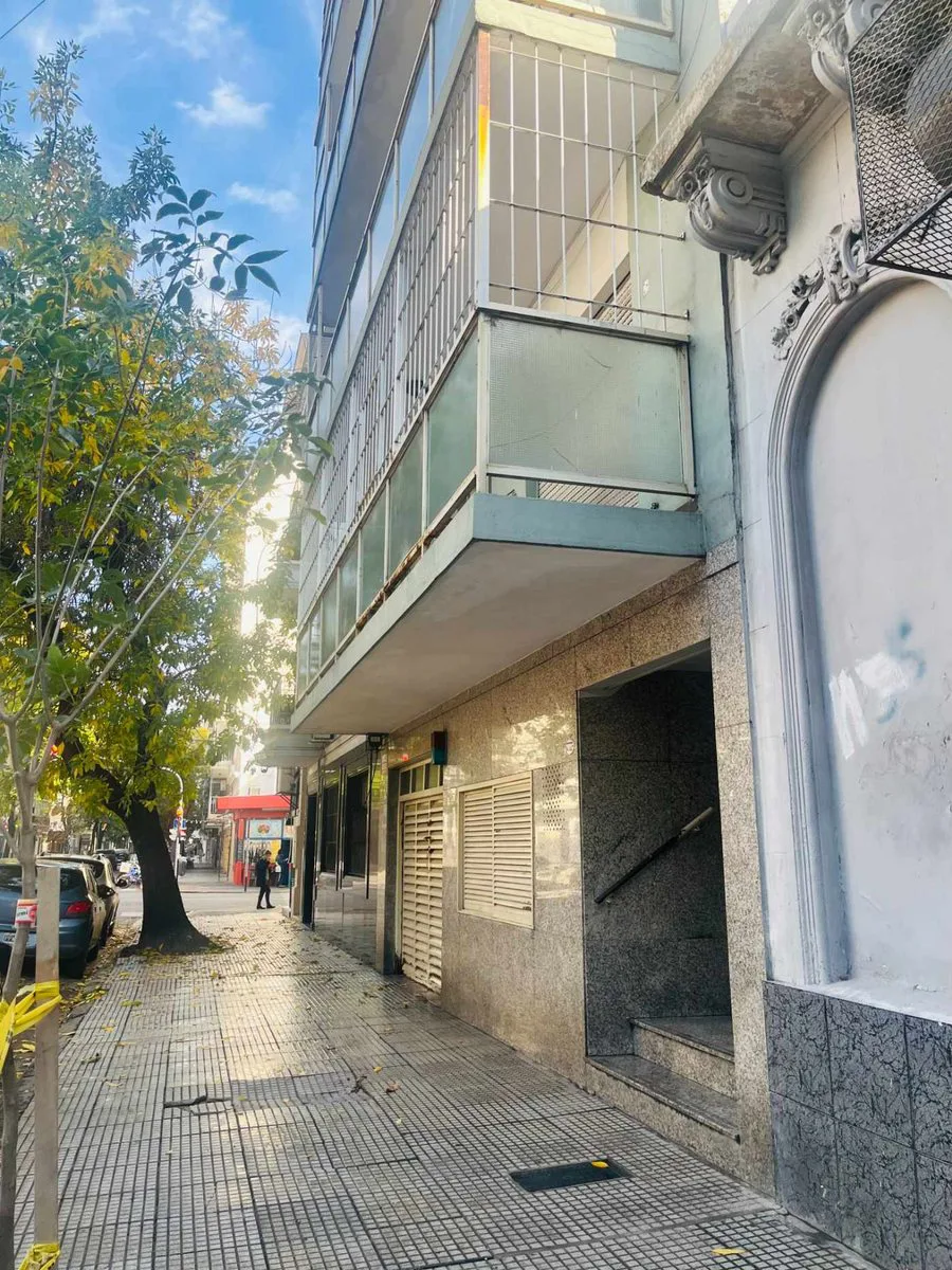 Venta Departamento 3 ambientes  cochera Almagro foto 3