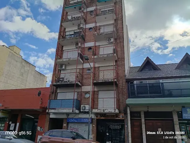 SAN MARTIN CENTRO SEMIPISO 2 AMBIENTES