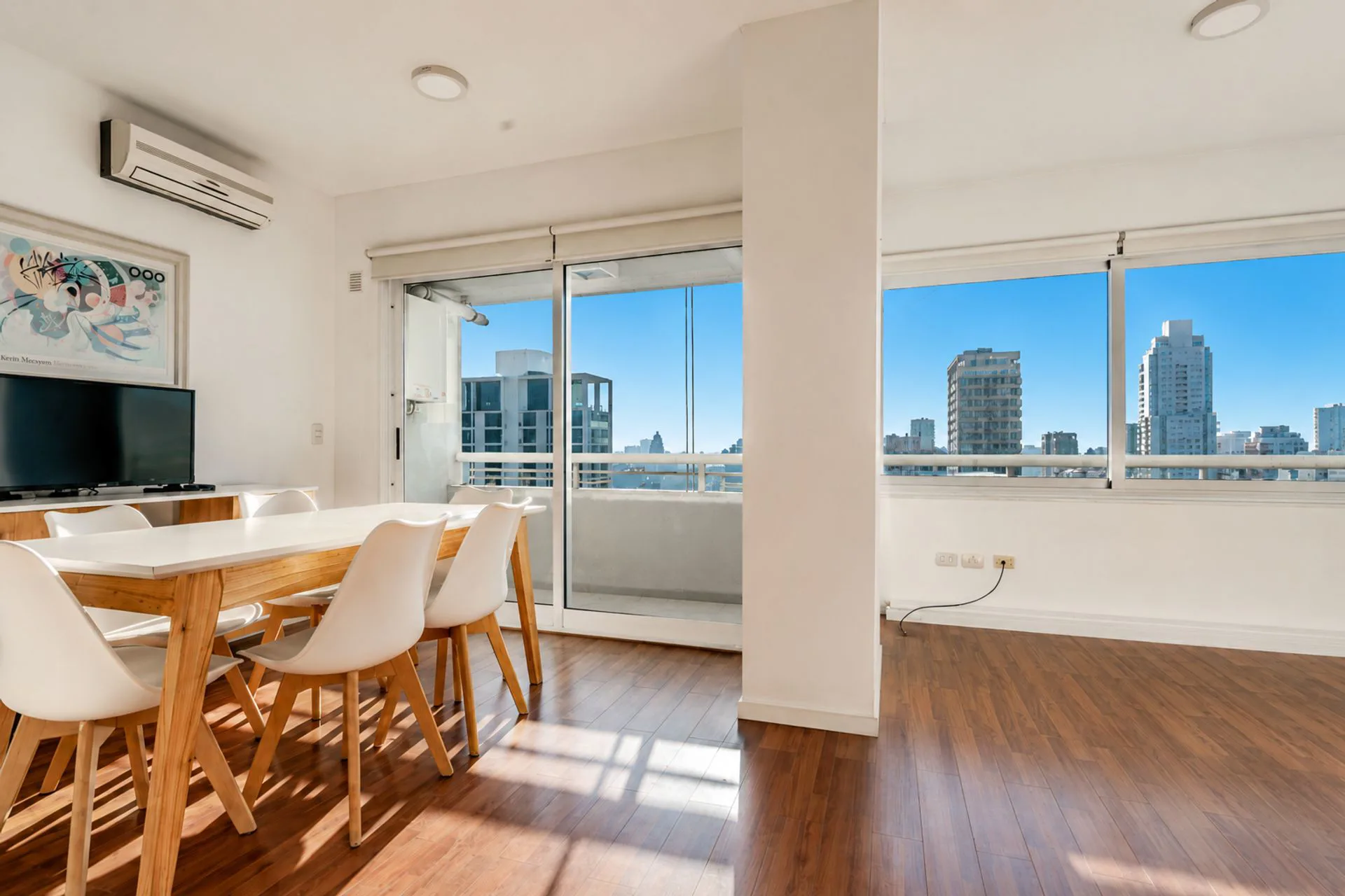 BELGRANO- 2 AMB BALCON COCHERA FIJA FULL AMENITIES foto 2