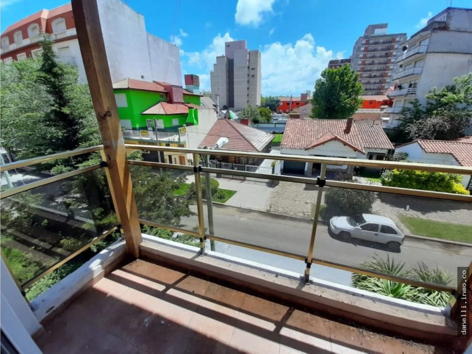 1-Bedroom Apartment with Balcony and Parking in Miramar, Solymar, 2nd Floor – photo 8 of 15
