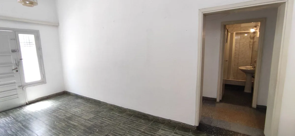 VENTA CASA MULTIFAMILIAR PABLO PODESTA OPORTUNIDAD foto 4