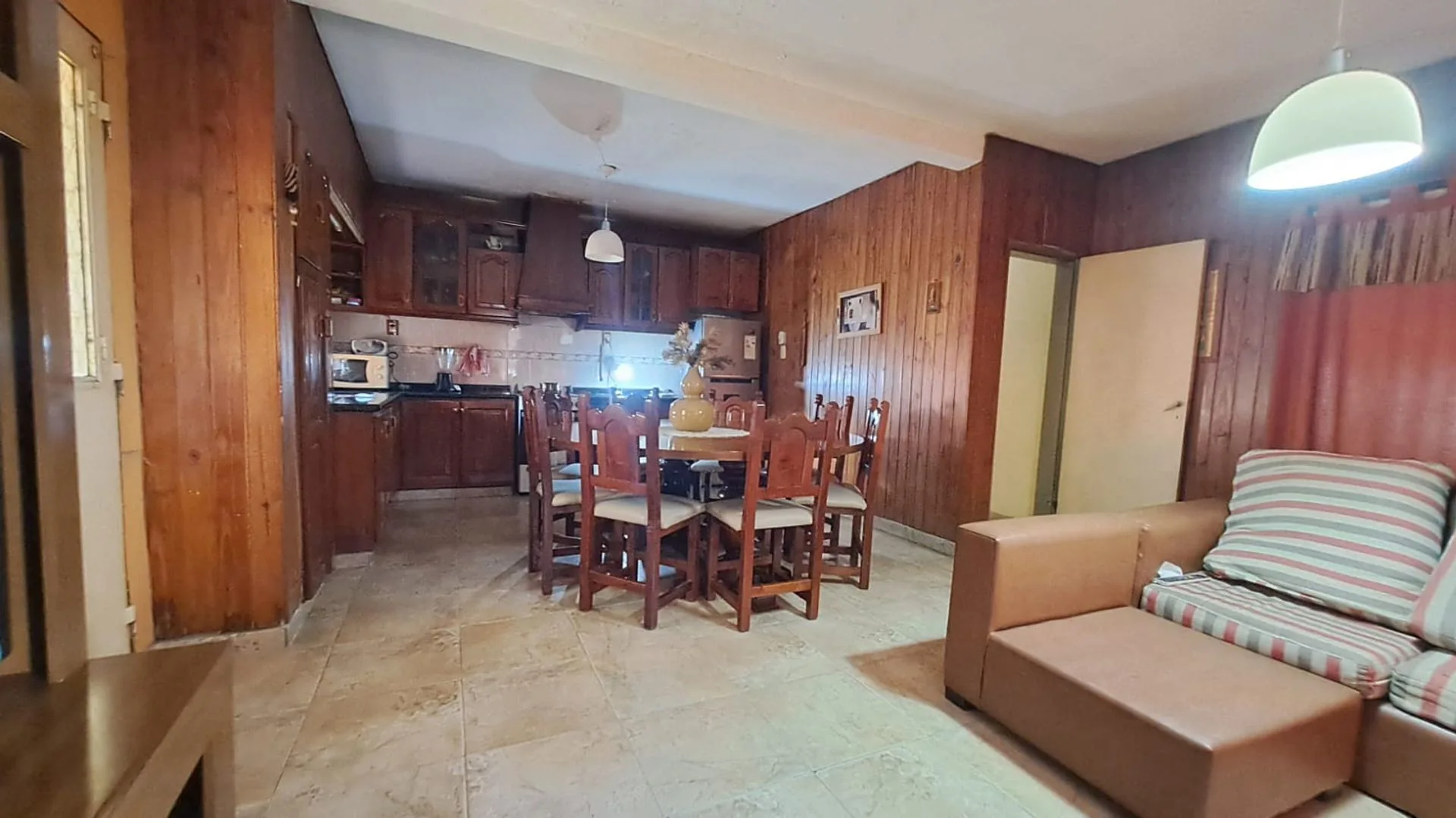 SE VENDE CASA 2 DORMITOR B RIVADAVIA VILLA MARIA foto 2