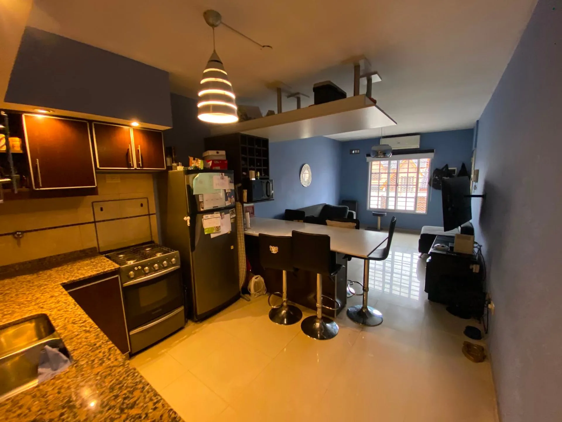 VENTA DEPARTAMENTO 2 Y 1/2 AMB. LOMAS DEL MIRADOR foto 2