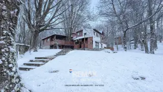 Ushuaia | Venta | Casa-Lodge-Bosques del Faldeo foto 4