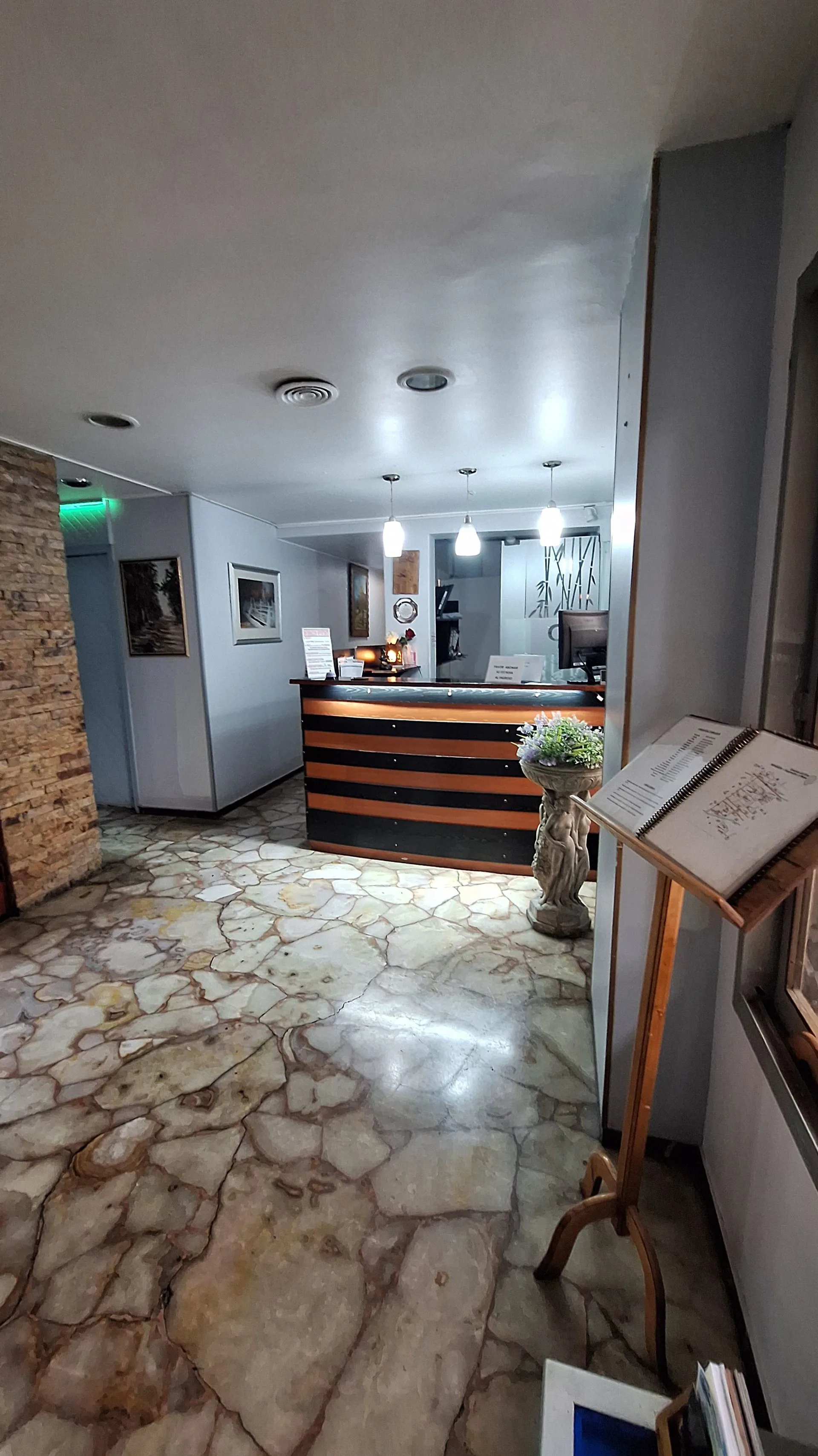 Venta Hotel Castelar en Ciudad de Mendoza foto 4