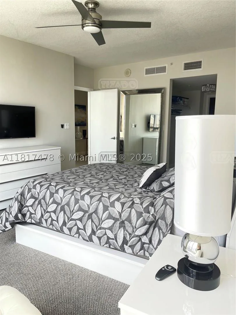 1750 N Bayshore Dr #1414 1700 foto 5