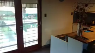 EXCELENTE CASA EN FUNES. 2 DORMITORIOS. PISCINA. QUINCHO. COCHERA. foto 4