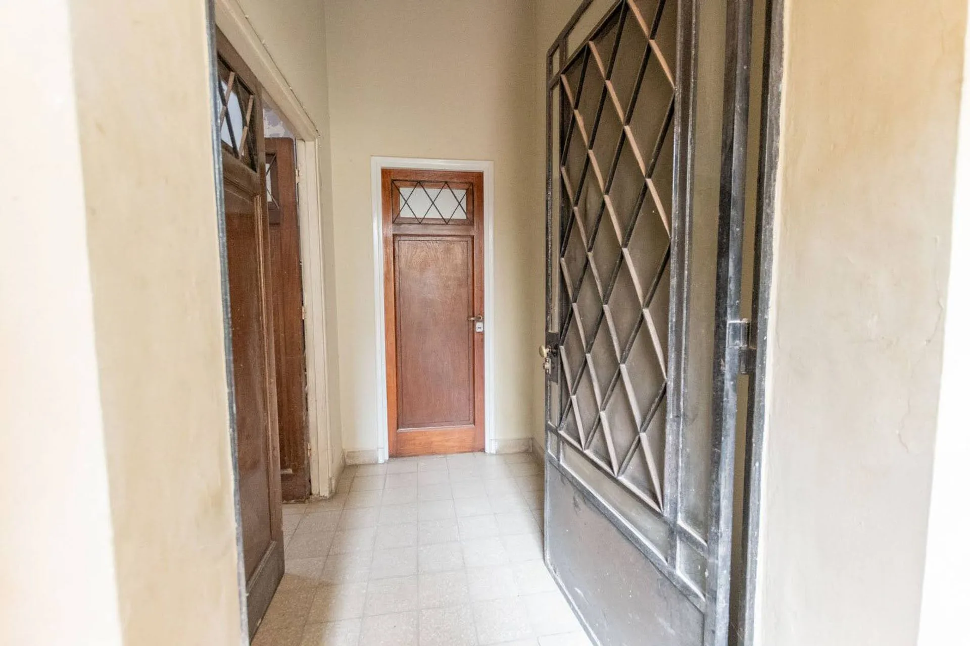 INTERNO DE DOS DORMITORIOS SOBRE BV PELLEGRINI foto 5