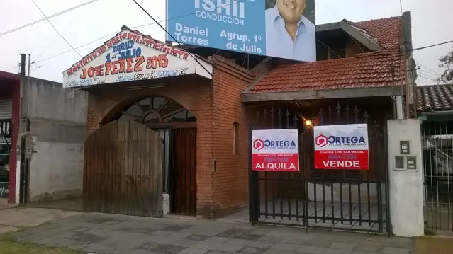 CASA + LOCAL + DPTOS EXCELENTE OPORTUNIDAD!!