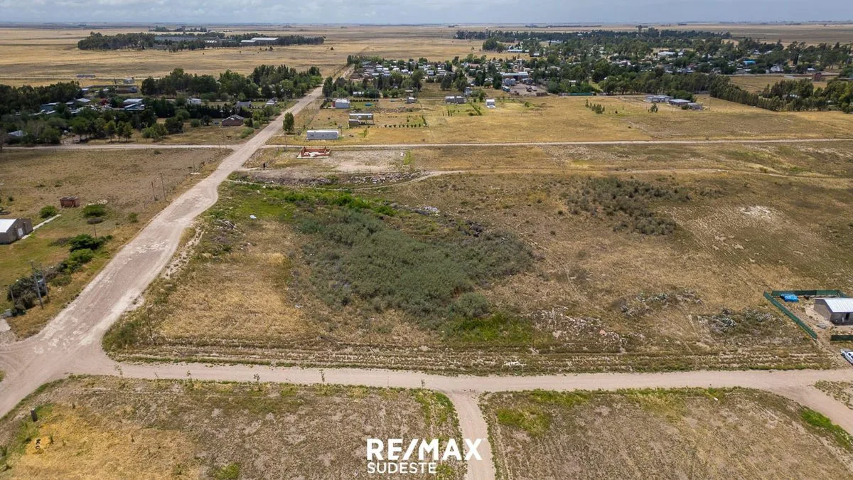 VENTA GRAN LOTE EN VILLA AEROPUERTO foto 5