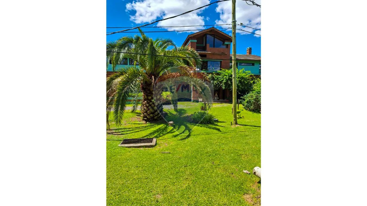 CASA VENTA, 4 DORMITORIOS DEPN PILETA QUINC JARDIN foto 2