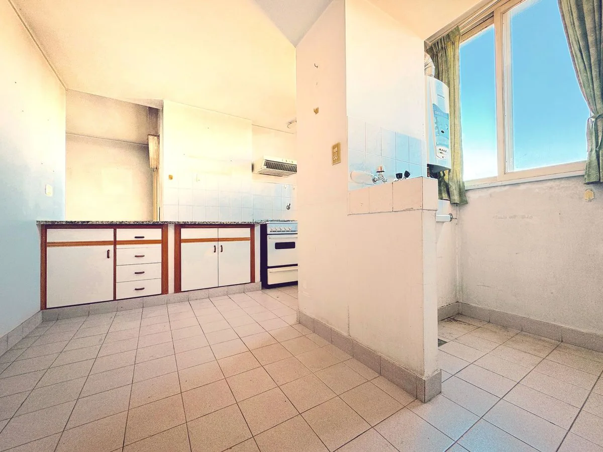 DEPARTAMENTO 3 DORMITORIOS EN VENTA LA PLATA foto 3