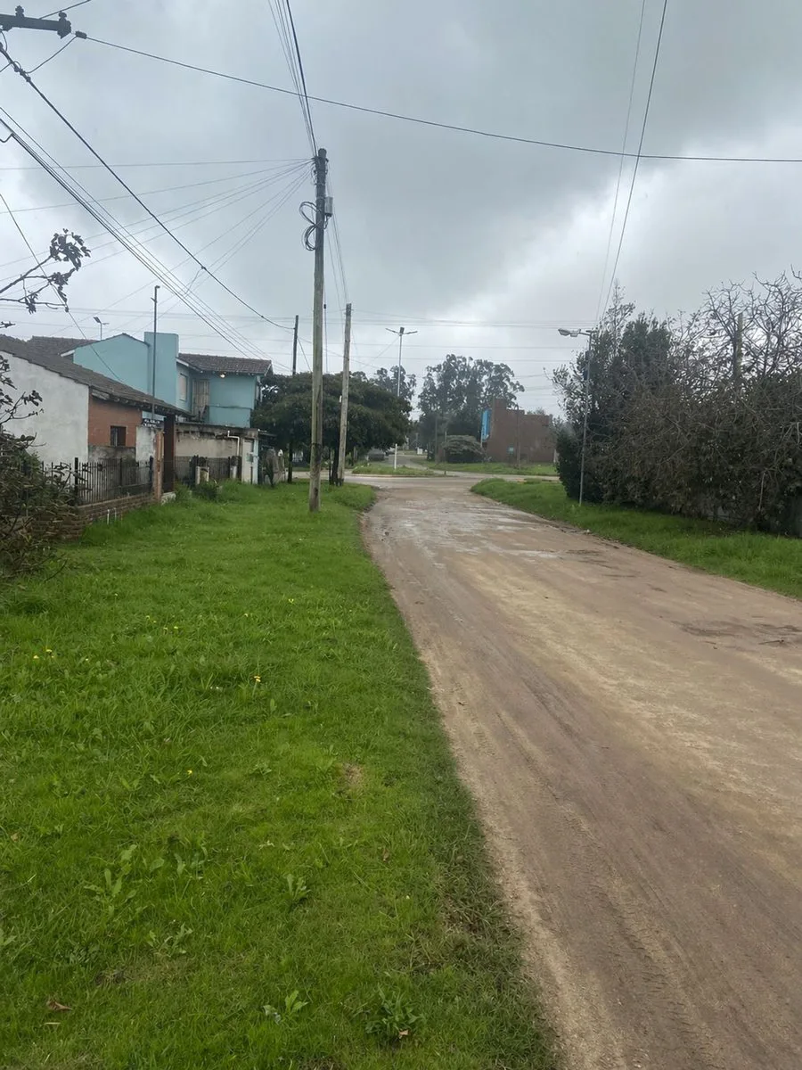 Terreno de 450m2 en venta en Parquemar foto 4