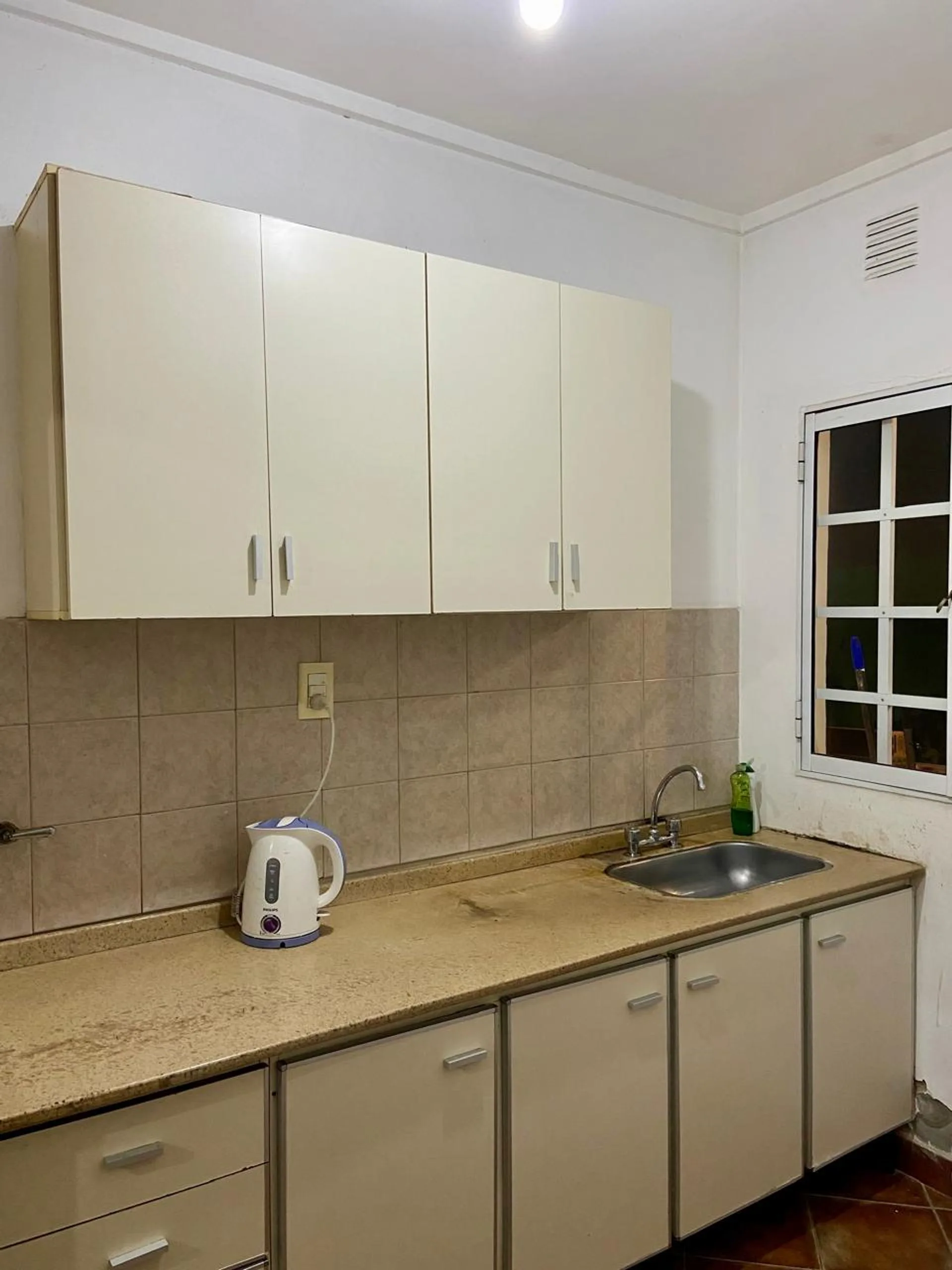 VENTA DE DEPARTAMENTO  EN PB AL FRENTE CON PATIO foto 5