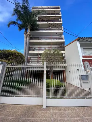 Alquiler de departamento de 4 ambientes en Ramos Mejía foto 1