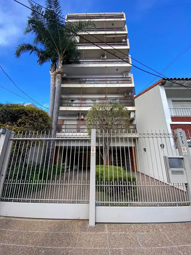 Alquiler de departamento de 4 ambientes en Ramos Mejía
