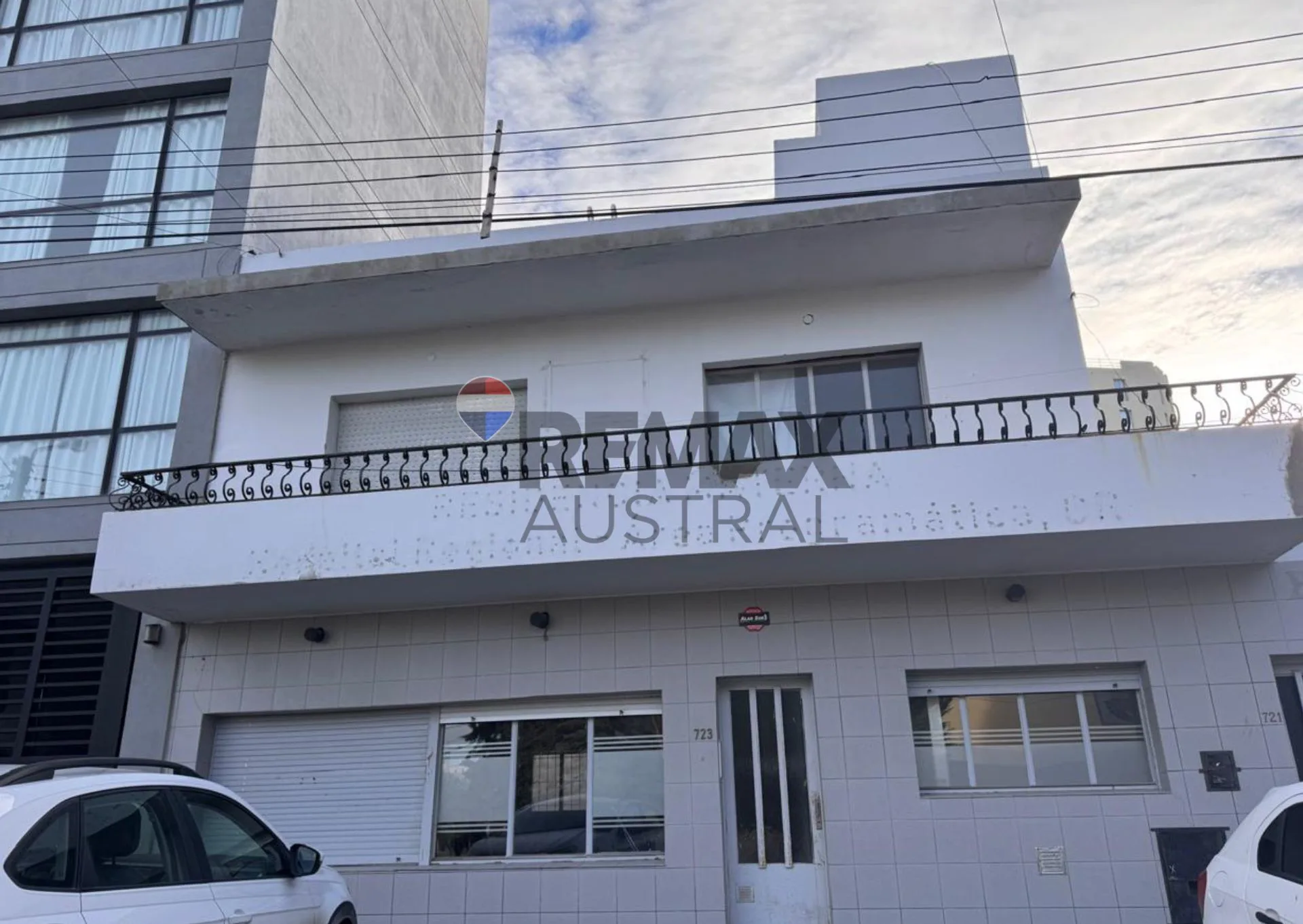PROPIEDAD 8 AMBIENTES APTO VIVIENDA/OFICINA CENTRO