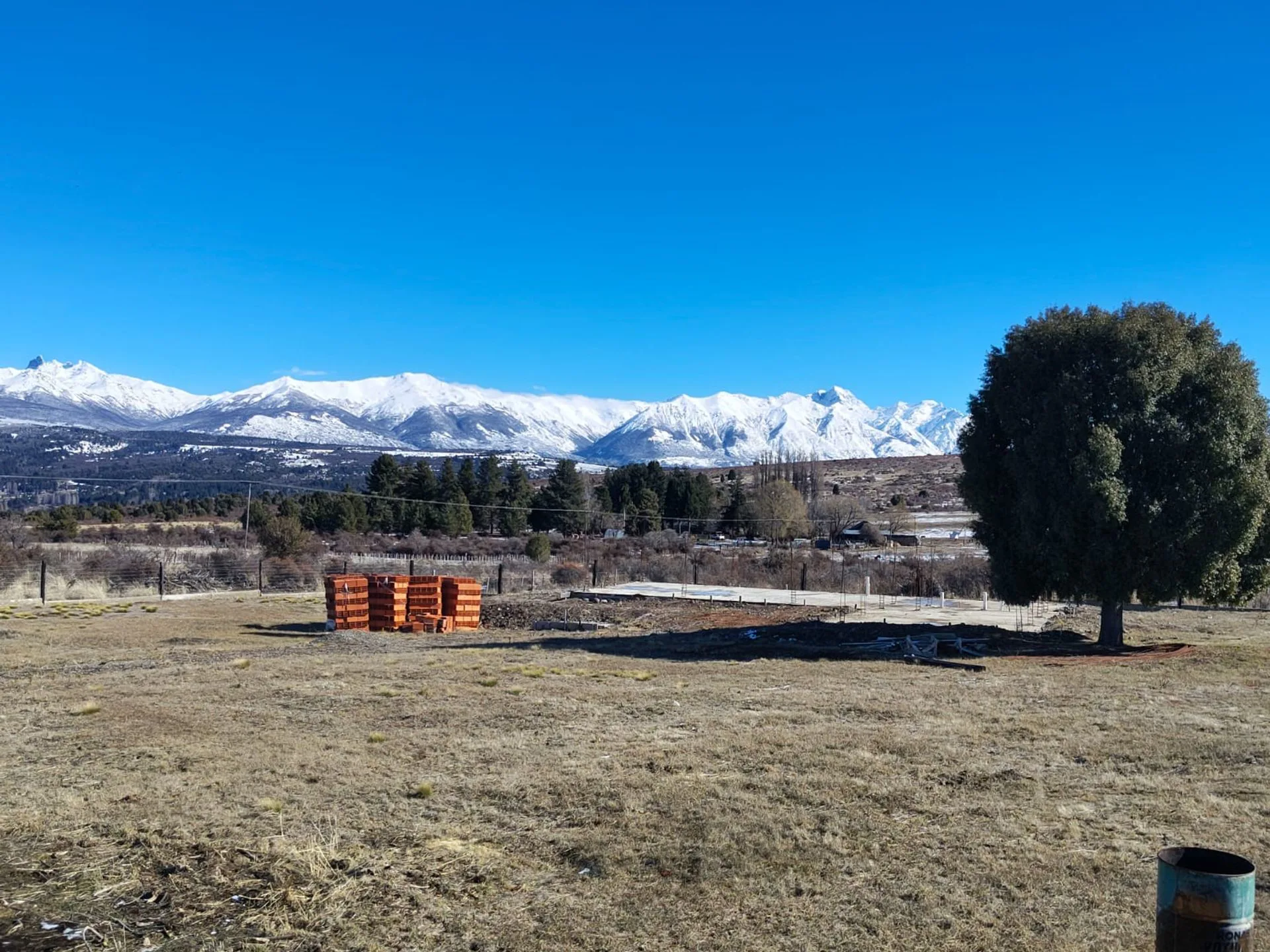 LOTE EXCLUSIVO CON VISTAS A LA CORDILLERA foto 3
