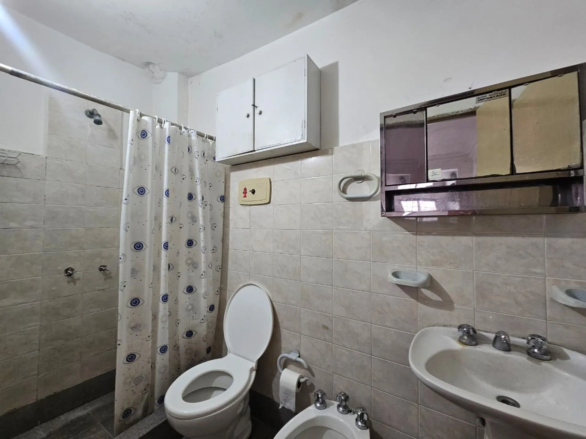 VENTA DEPARTAMENTO 2 AMBIENTES MONTECASTRO foto 4