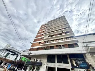 Departamento 3 ambientes en el centro de lomas | BuscadorProp foto 1