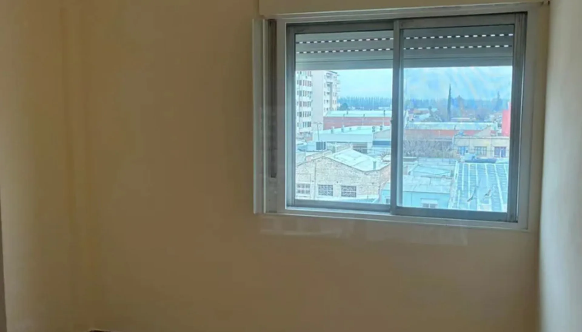 DEPARTAMENTO EN VENTA EN EL CENTRO DE GRAL ROCA. foto 5