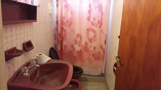 HERMOSO CHALET CON AMPLIO PARQUE EN MUY BUENA UBICACION foto 2