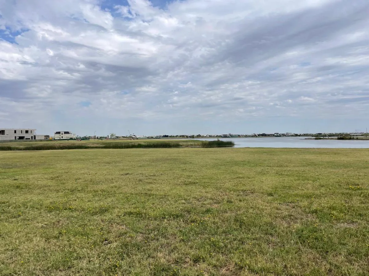 VENTA LOTE AL AGUA AMARRAS PUERTOS ESCOBAR foto 5