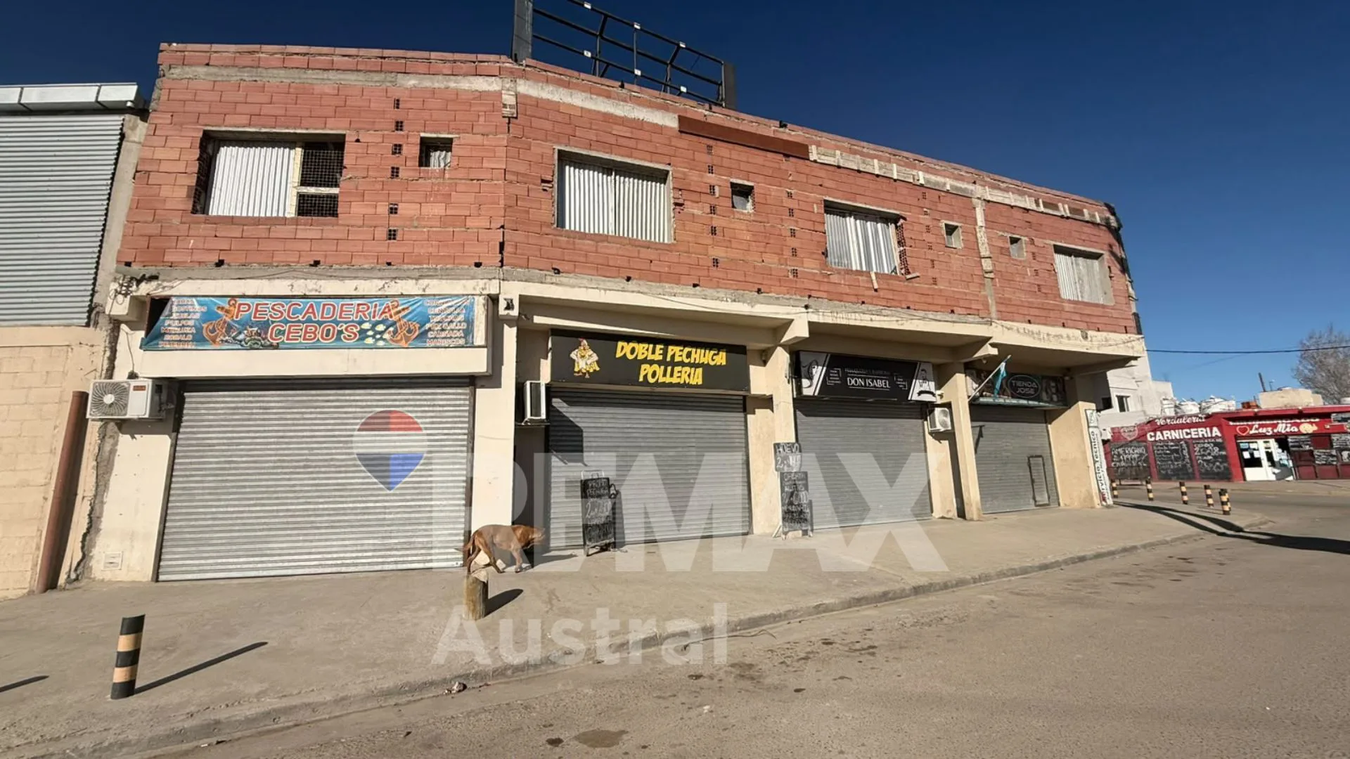 5 LOCALES COMERCIALES MAS DEPTOS A TERMINAR, KM 8 foto 5